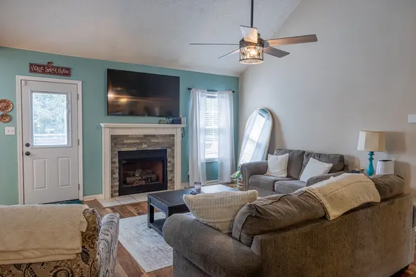 3764 Kendra Ct #N, Clarksville, TN 37040