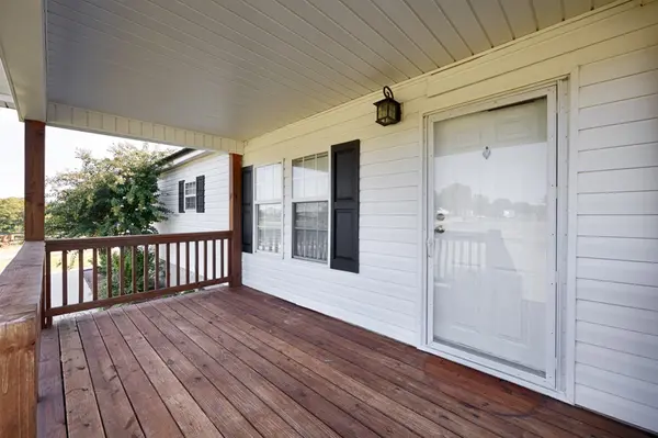 33 Pack Ln, Ardmore, TN 38449