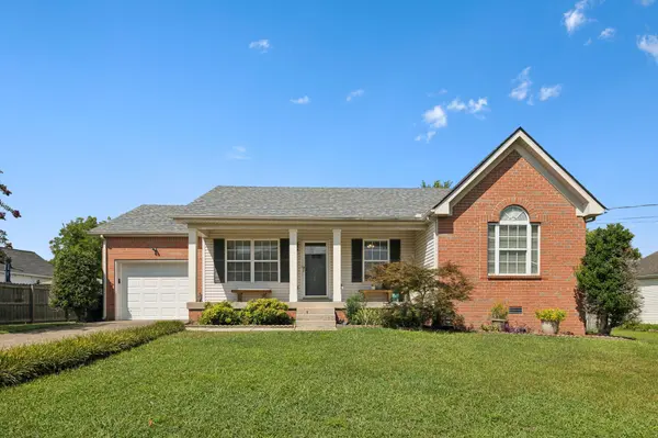702 Whispering Breeze, Mount Juliet, TN 37122