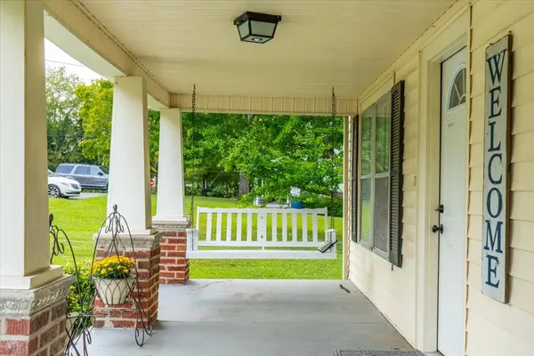 409 E McLean St, Manchester, TN 37355