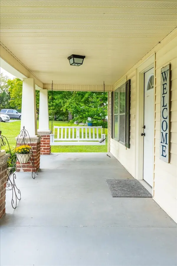 409 E McLean St, Manchester, TN 37355