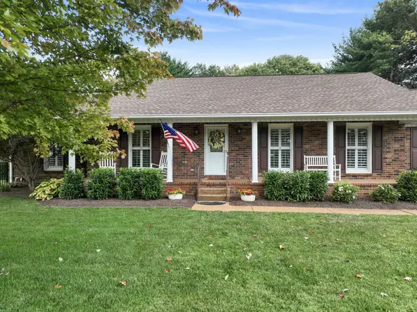 2606 Regency Park Dr, Murfreesboro, TN 37129