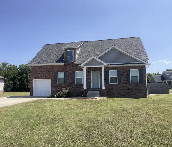 1401 Allison Dr, Lebanon, TN 37087