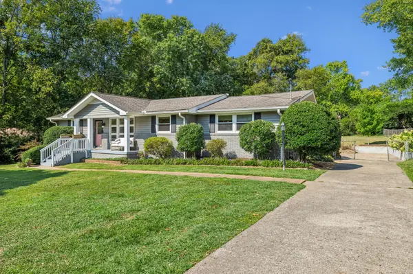 5015 Marchant Dr, Nashville, TN 37211