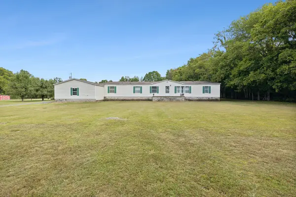 3270 Rocky Valley Rd, Lebanon, TN 37090