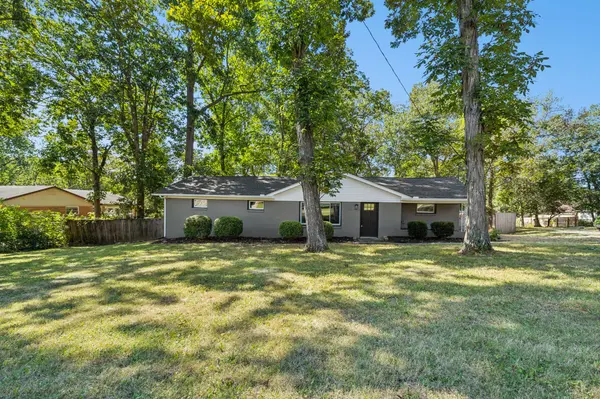 125 Lorraine Dr, Gallatin, TN 37066