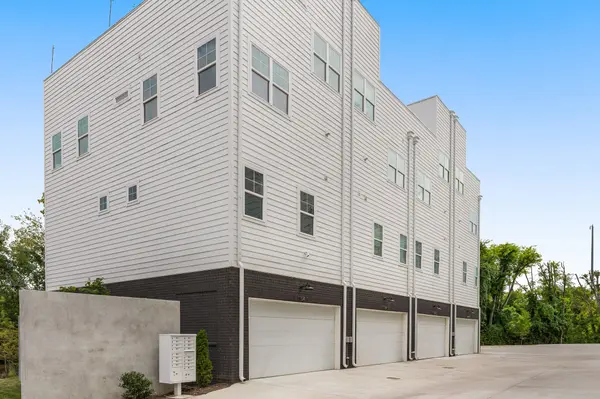 1104 Baptist World Center Dr #3, Nashville, TN 37207