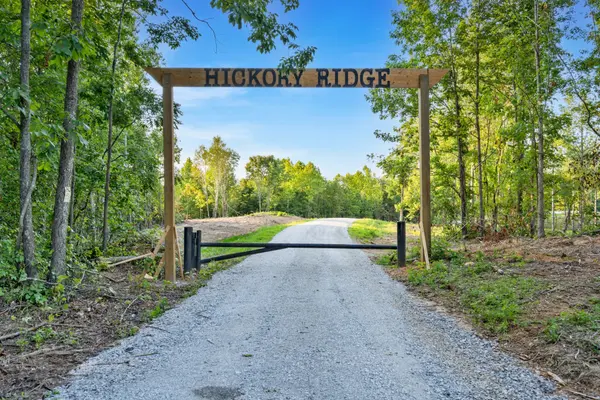 100 Deer Lick Trl, Dover, TN 37058
