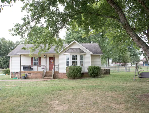 3833 Hearthstone Dr, Chapel Hill, TN 37034