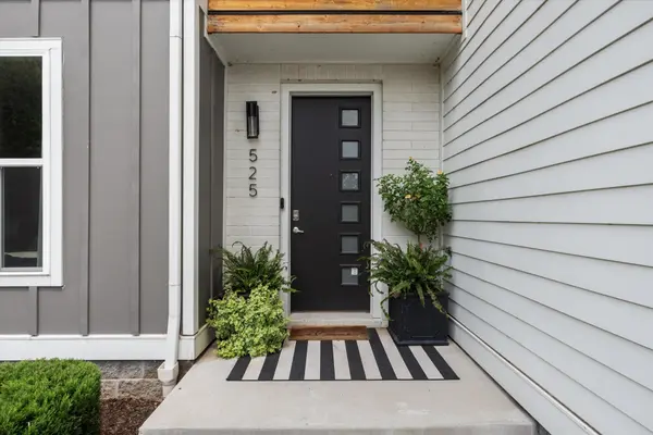 525 Vernon Cir, Nashville, TN 37209