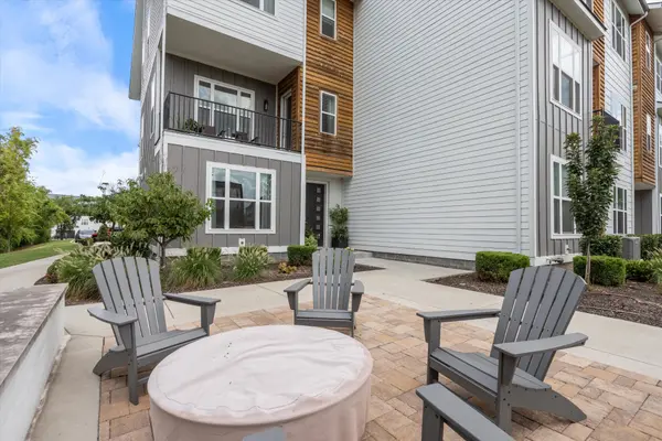 525 Vernon Cir, Nashville, TN 37209