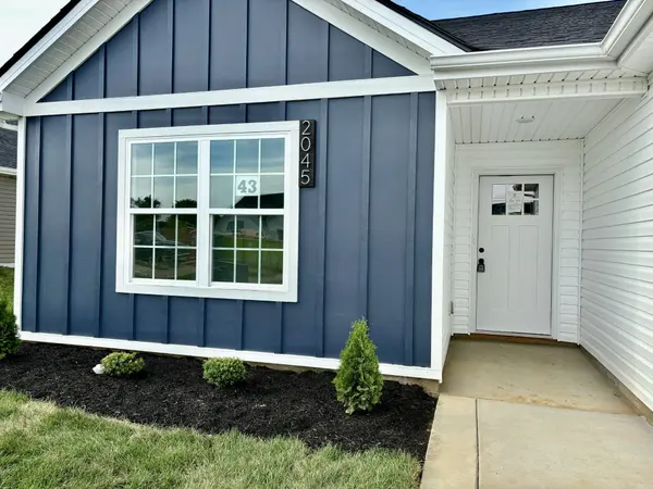 2045 Michael Dr, Springfield, TN 37172