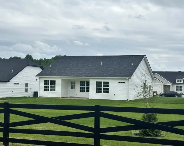 2045 Michael Dr, Springfield, TN 37172