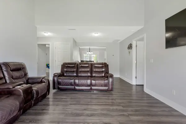 1517 Passage Dr, Murfreesboro, TN 37130