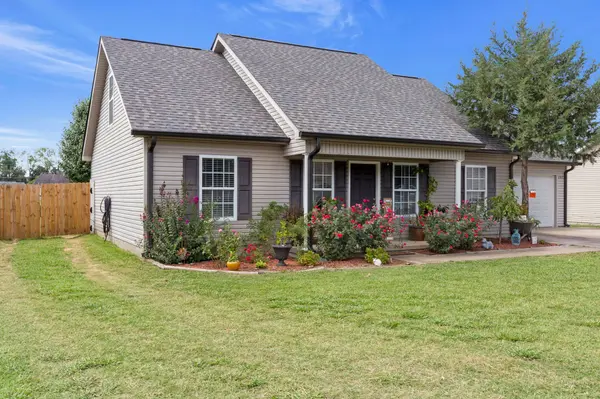 1517 Passage Dr, Murfreesboro, TN 37130