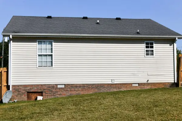 584 Joshua Dr, Clarksville, TN 37042