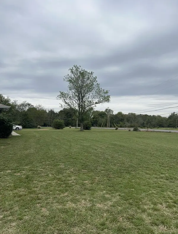 506 Double Springs Rd, Murfreesboro, TN 37127
