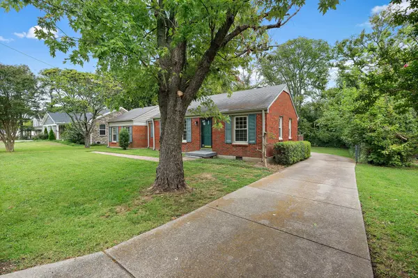 3110 Southlake Dr, Nashville, TN 37211