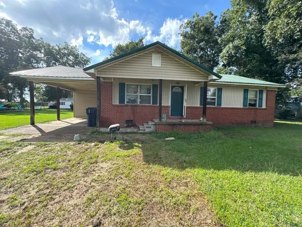 121 Chester Harris St,  Trimble,  TN 38259