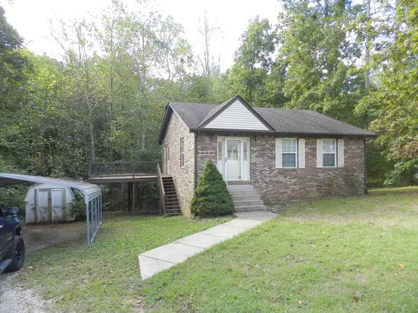 112 Neville Ct, Dover, TN 37058