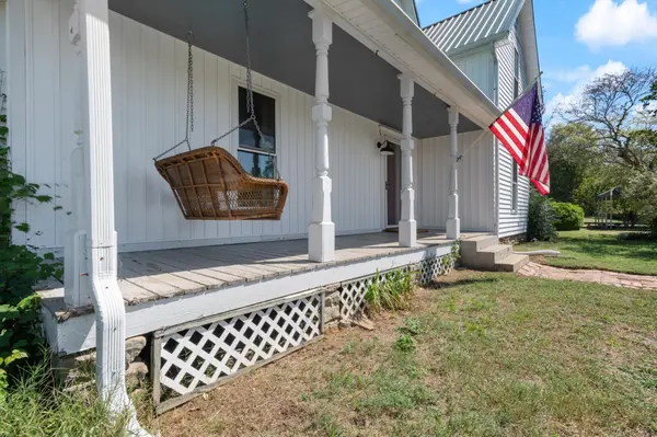3696 Mooresville Hwy, Culleoka, TN 38451