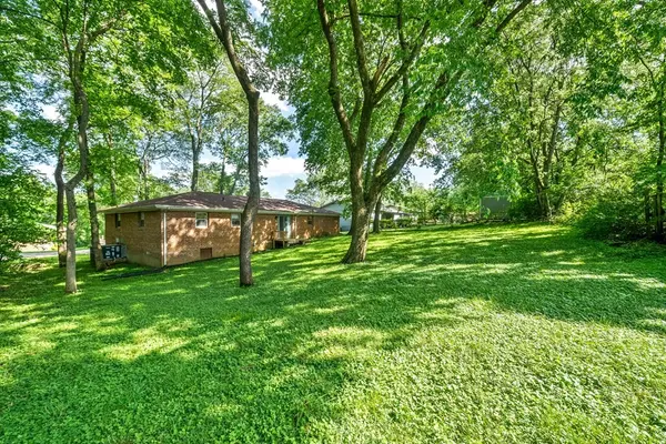 3517 Bahama Dr, Hopkinsville, KY 42240
