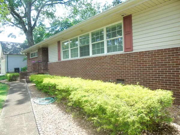 833 Belvoir Terrace, Chattanooga, TN 37412