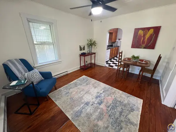1308 Oak Hill Ave, Lawrence, KS 66044-3636
