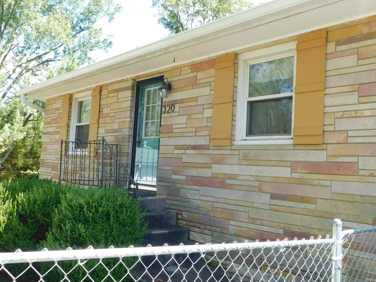320 20th ST, Bedford, IN 47421