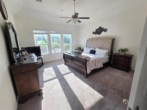 1717 Navajo Song LN, Leander, TX 78641