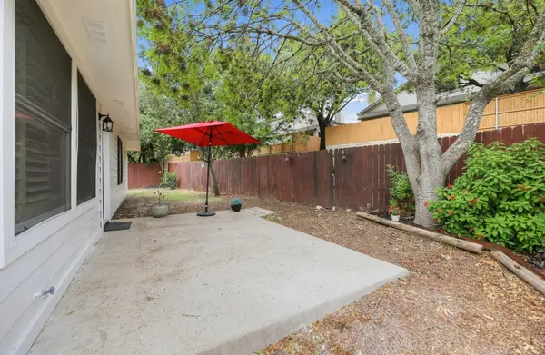 6610 Debcoe DR, Austin, TX 78749
