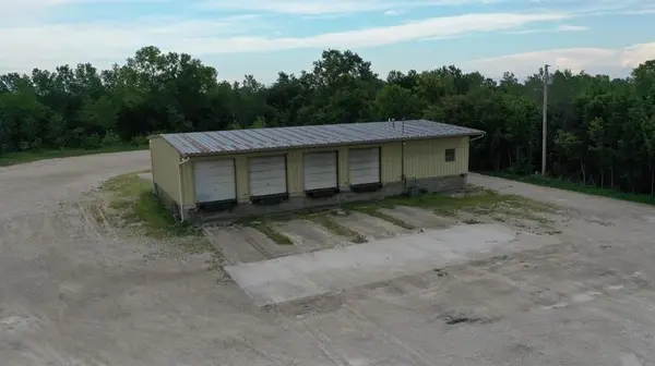 501 S Main ST, Gas, KS 66742