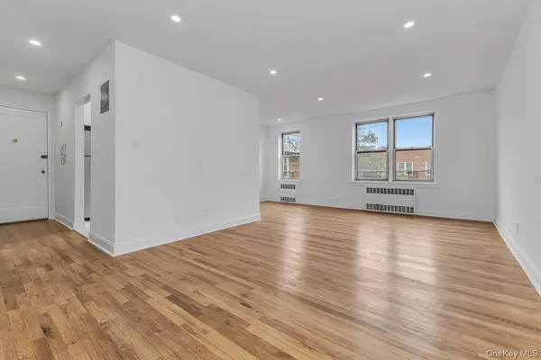 65-35 Yellowstone . BLVD #6F, Forest Hills, NY 11375