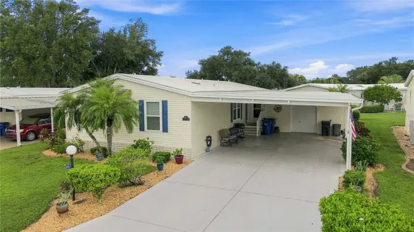 8429 CASTLE GARDEN RD, Palmetto, FL 34221
