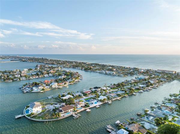 227 HOWARD DR, Belleair Beach, FL, 33786 photo 55