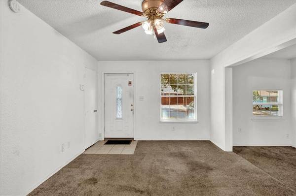 505 Meadowlake DR, Noble, OK 73068