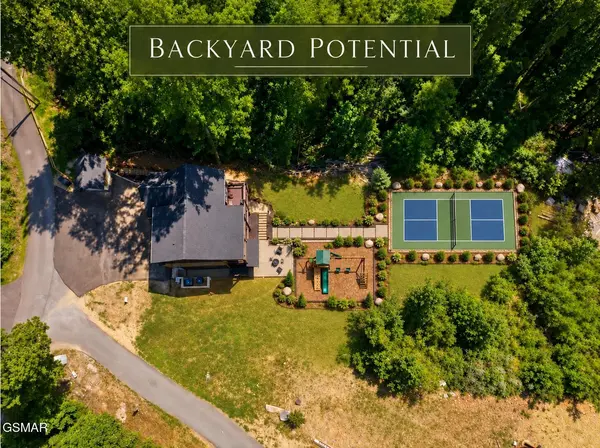 626 Jess Field Road, Gatlinburg, TN 37738