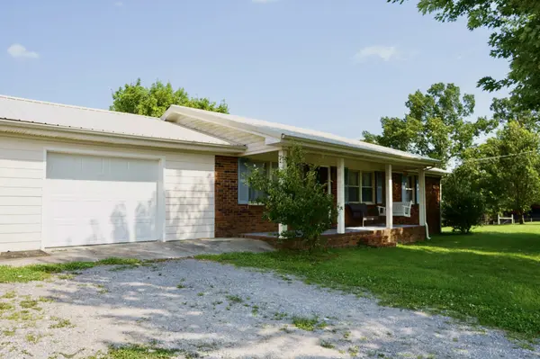 294 Little Falls St, Spencer, TN 38585