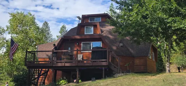 22292 N Leclerc Rd, Cusick, WA 99119