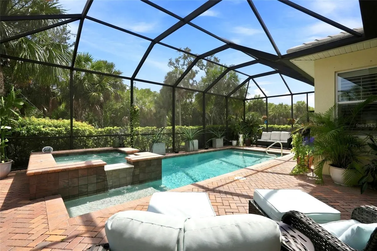 5057 LAKE OVERLOOK AVE, Bradenton, FL 34208