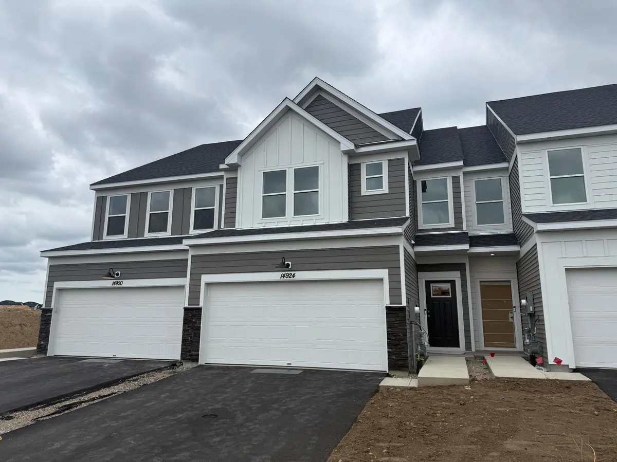 14924 Avondale VW, Rosemount, MN 55068