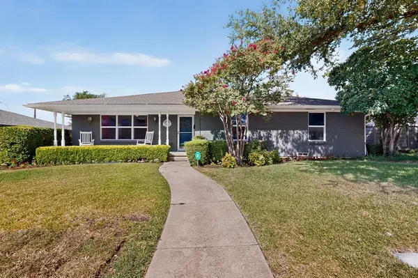 7611 El Pensador Drive, Dallas, TX 75248