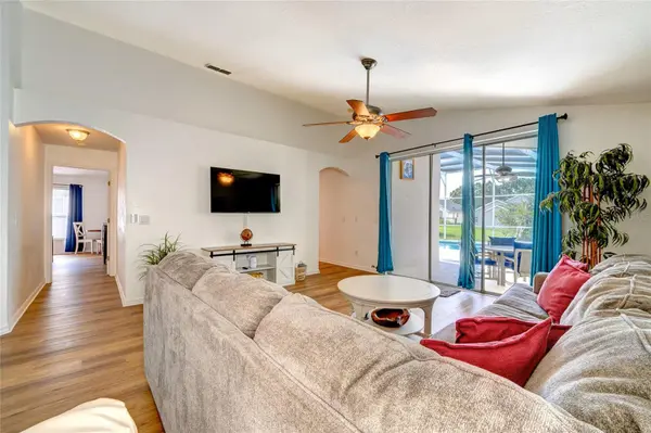 136 TROON CIR, Davenport, FL 33897