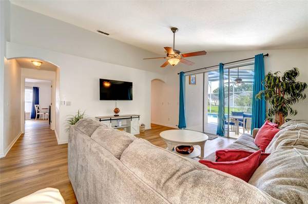 136 TROON CIR, Davenport, FL, 33897 photo 4
