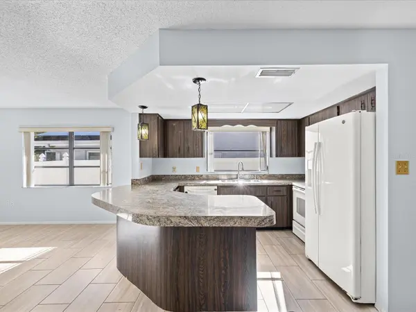 6907 BOTTLE BRUSH DR, Port Richey, FL 34668