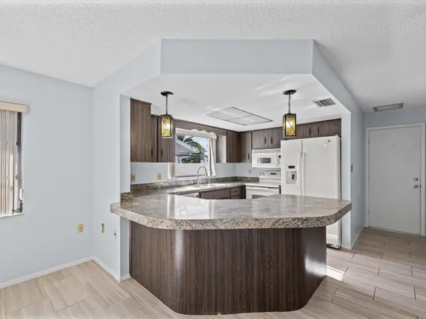 6907 BOTTLE BRUSH DR, Port Richey, FL 34668
