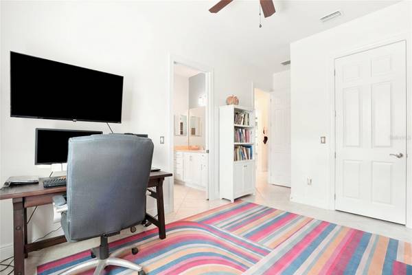 5057 LAKE OVERLOOK AVE, Bradenton, FL, 34208 photo 32