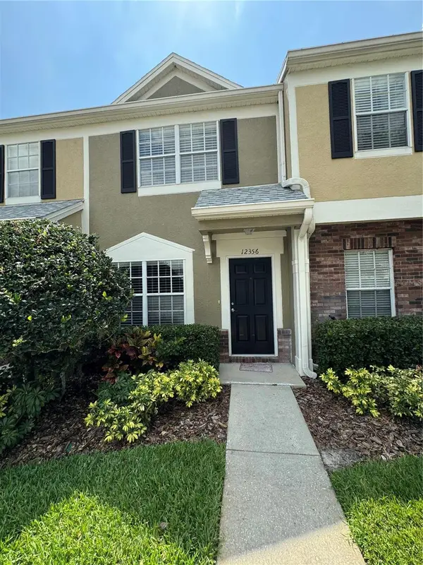 12356 BERKELEY SQUARE DR, Tampa, FL 33626