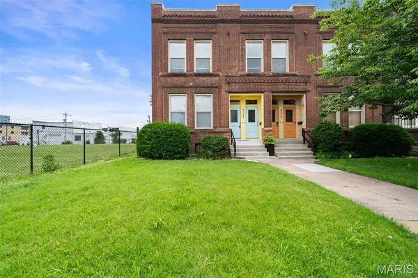 4034 Laclede AVE #B, St Louis, MO 63108