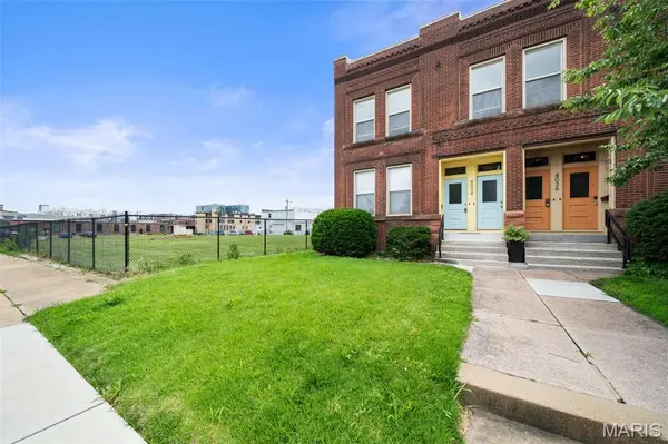 4034 Laclede AVE #B, St Louis, MO 63108